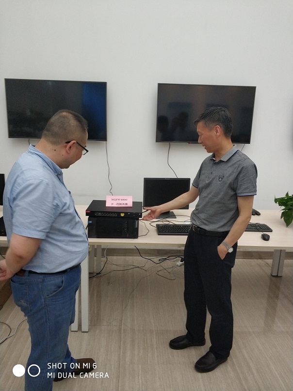 1528965942134685.jpg 2.jpg